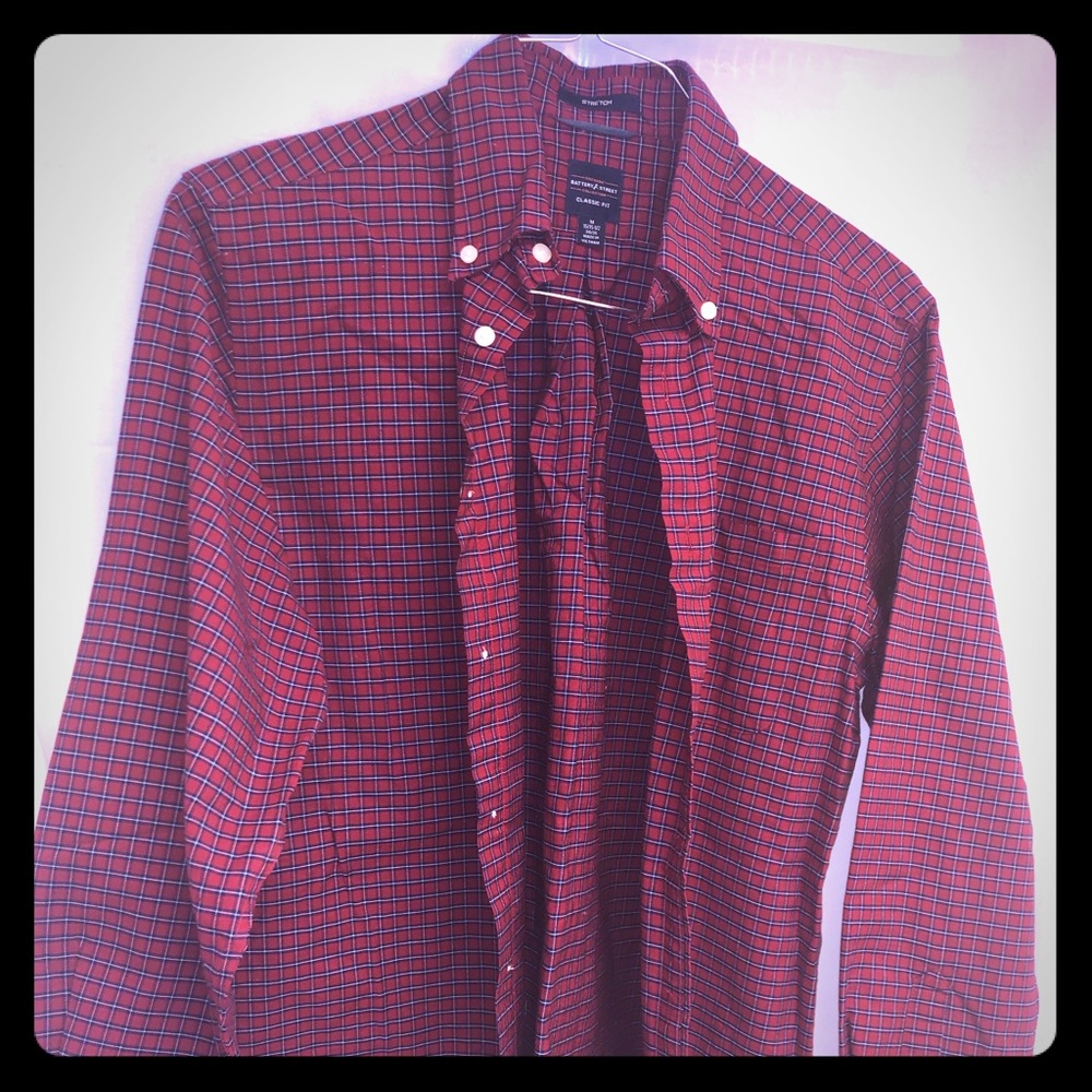 Red plaid Dockers men’s shirt